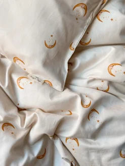 Discount Konges Sløjd junior sengesæt 100x140 - MOON/LIGHT GREY moon/lightgrey