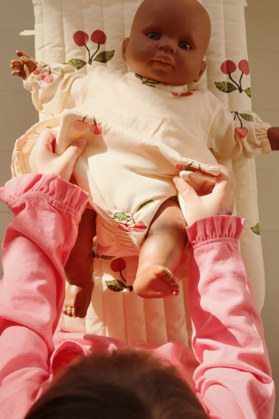 Hot Konges Sløjd puslesæt til dukke - ma grande cerise pink magrandecerisepink